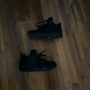 Selling them $450 originally $980 hmu if interested limited sizes